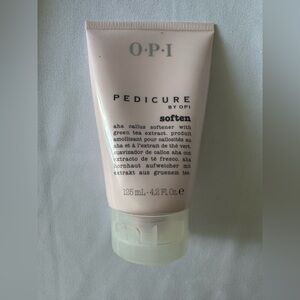 O.P.I Pedicure  smooth 4.2 oz Soften foot cream Brand New